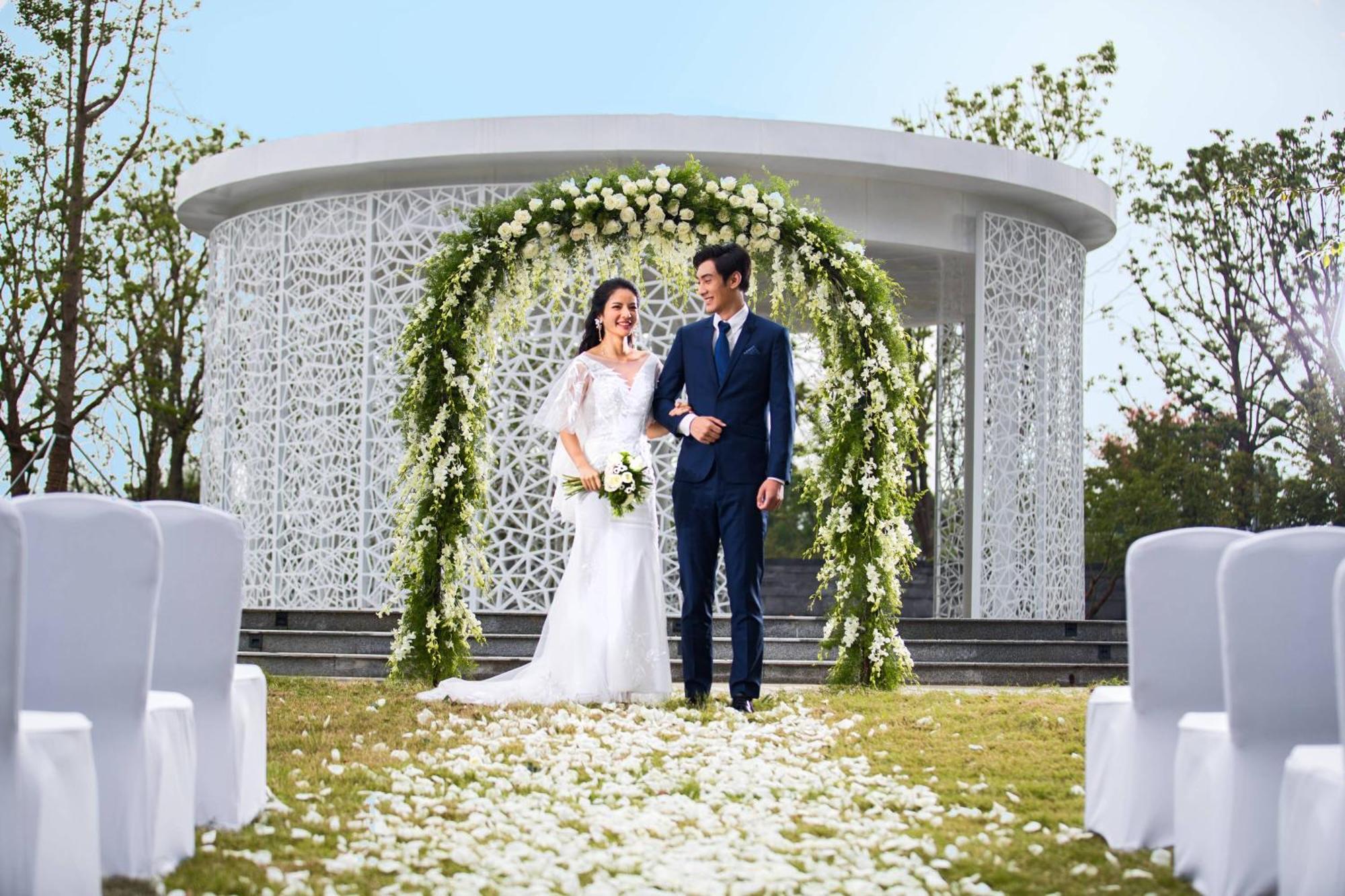Renaissance Suzhou Taihu Lake Hotel Екстер'єр фото